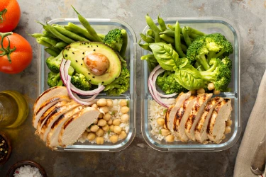 chicken with greens meal prep